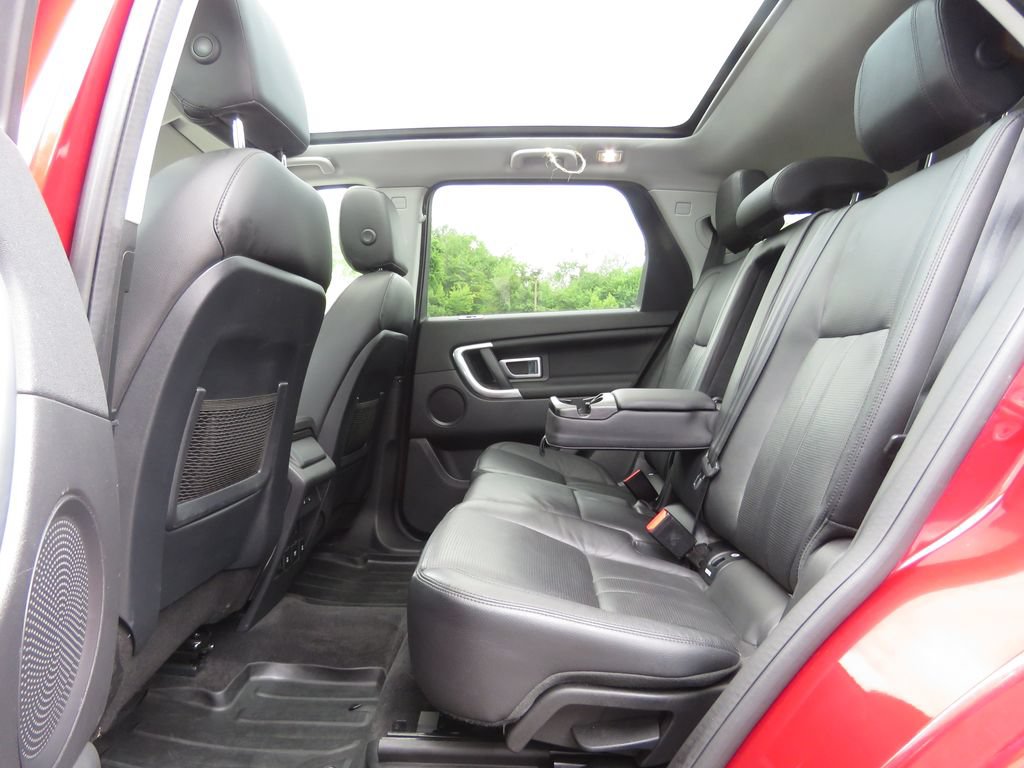 Used 2018 Land Rover Discovery Sport HSE AWD/4WD image 20