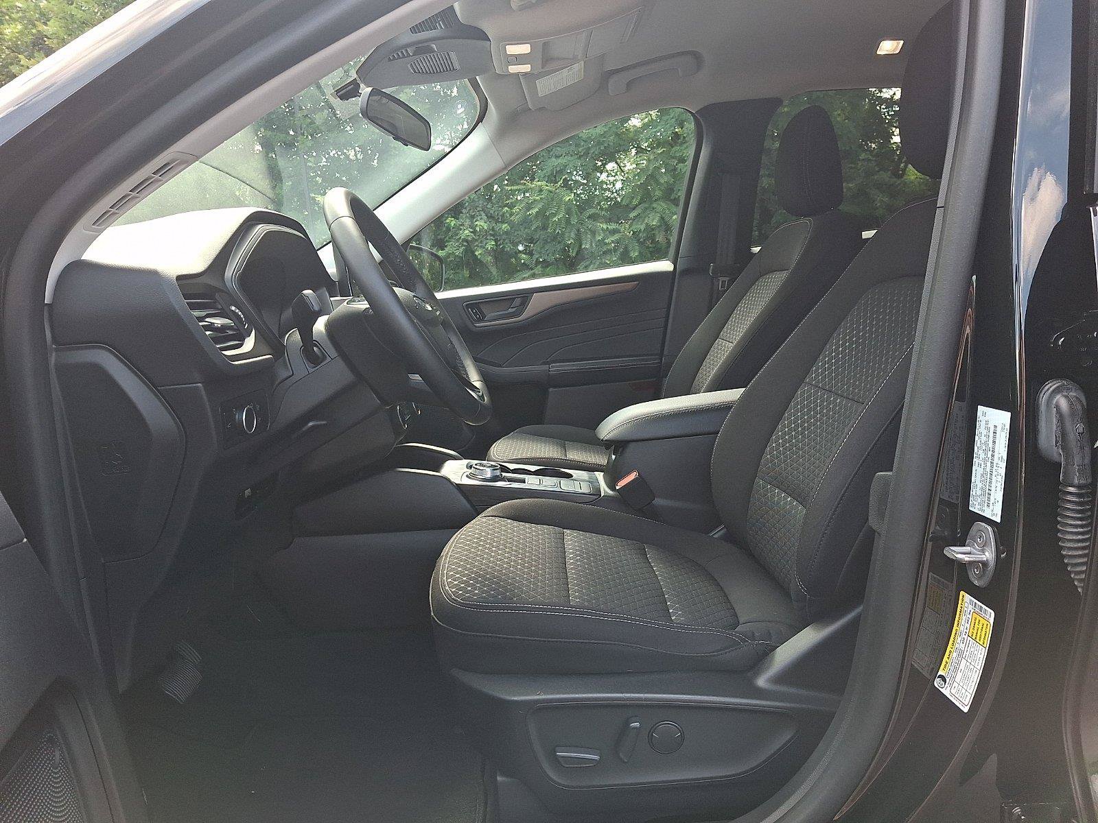 Used 2023 Ford Escape Active AWD/4WD image 13