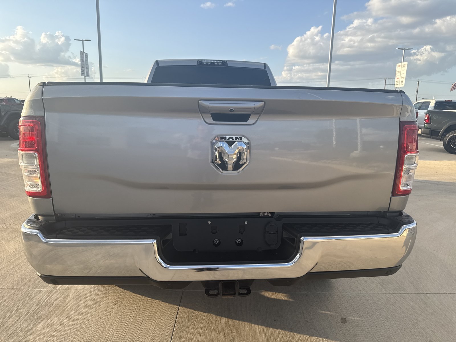 Used 2021 RAM 3500 Lone Star w/ Level 1 Equipment Group AWD/4WD image 6