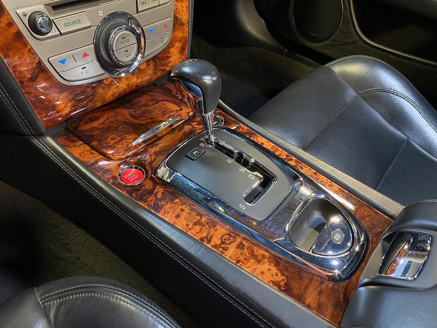 Used 2008 Jaguar XKR R RWD image 17