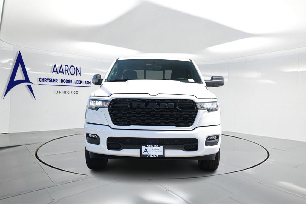New 2026 RAM 1500 Express AWD/4WD image 4