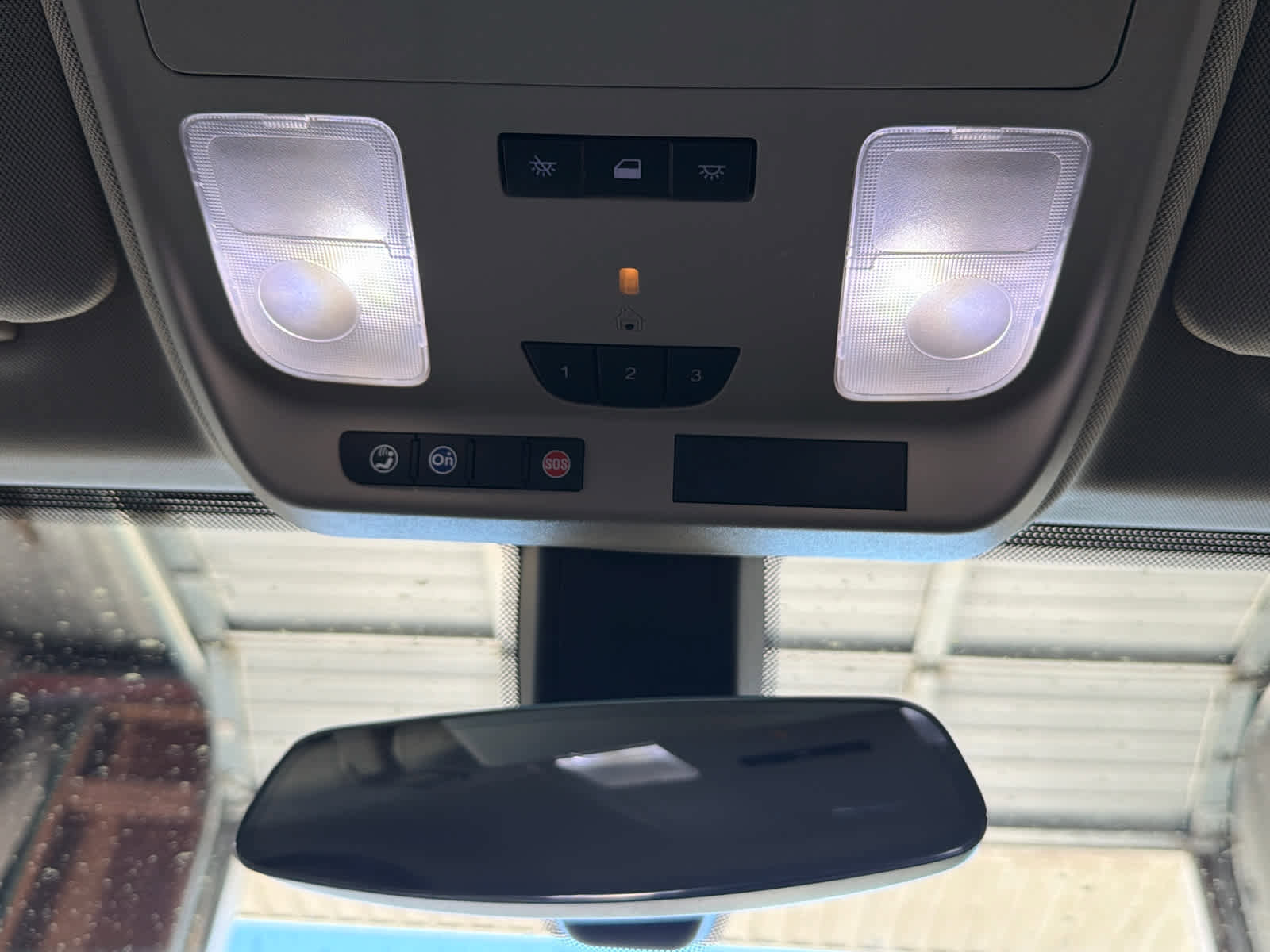 Used 2018 Buick Envision Preferred image 37