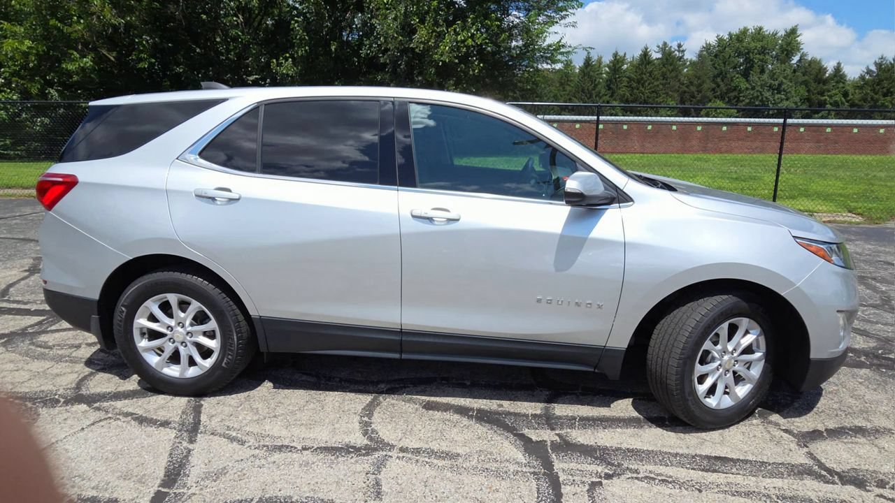 Used 2018 Chevrolet Equinox LT FWD image 9