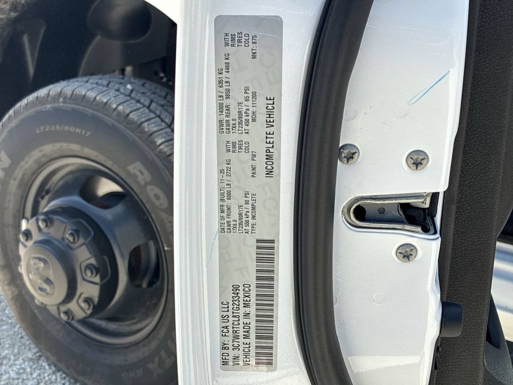 New 2026 RAM 3500 Tradesman AWD/4WD image 45
