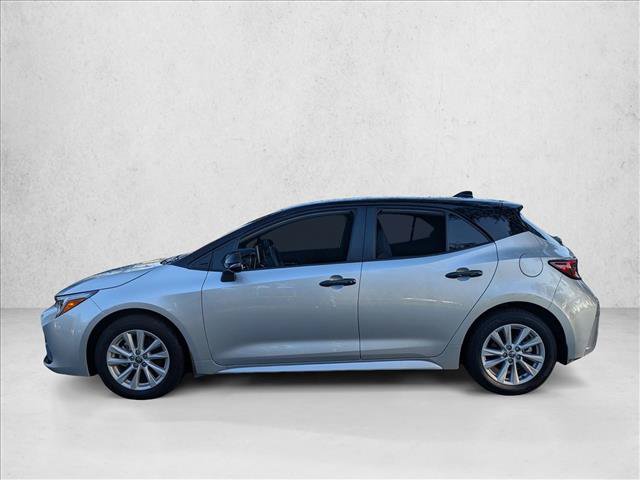 Used 2026 Toyota Corolla SE FWD image 2