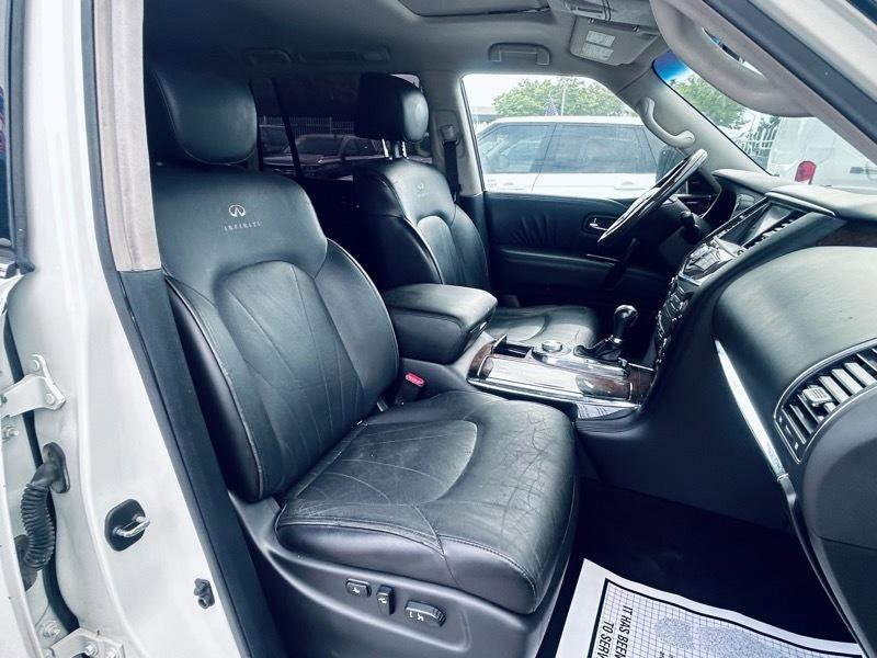 Used 2012 INFINITI QX56 4WD w/ Deluxe Touring Pkg image 15