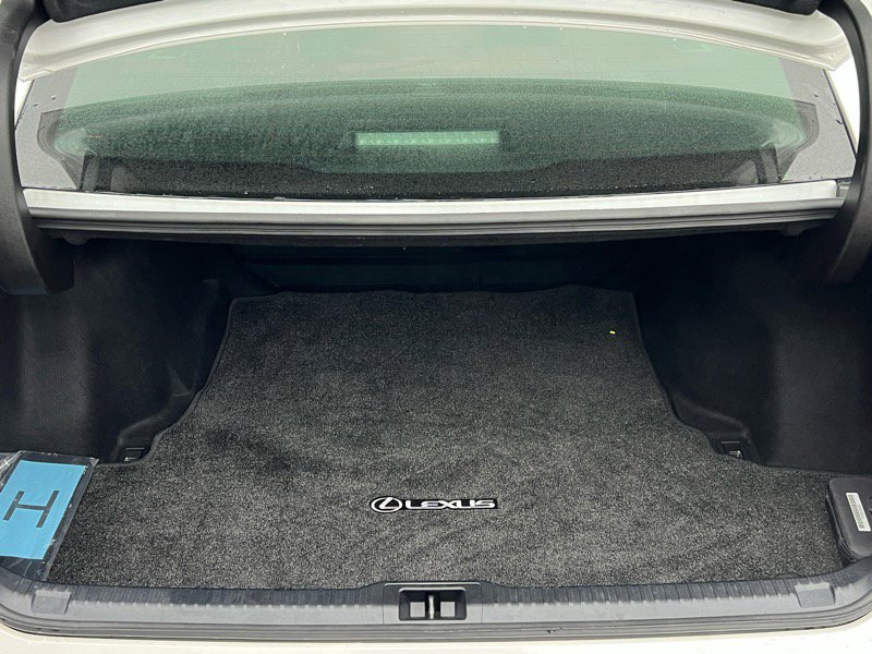 Used 2025 Lexus IS 300 w/ Comfort Package image 63