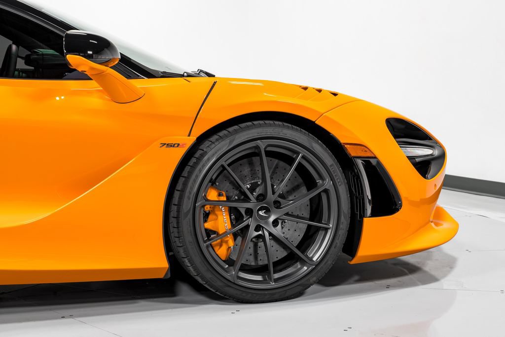 Used 2026 McLaren 750S RWD image 41