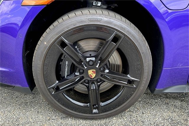 New 2025 Porsche Taycan GTS image 15