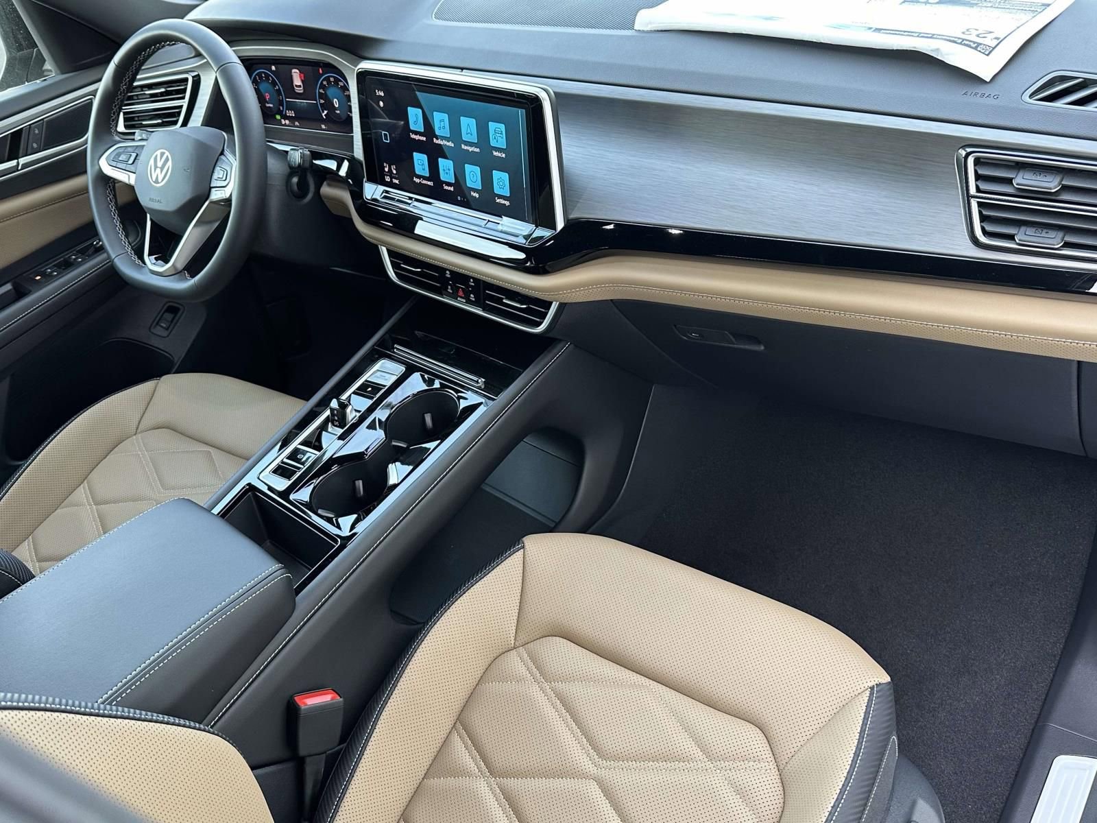 New 2026 Volkswagen Atlas Cross Sport SE FWD image 12