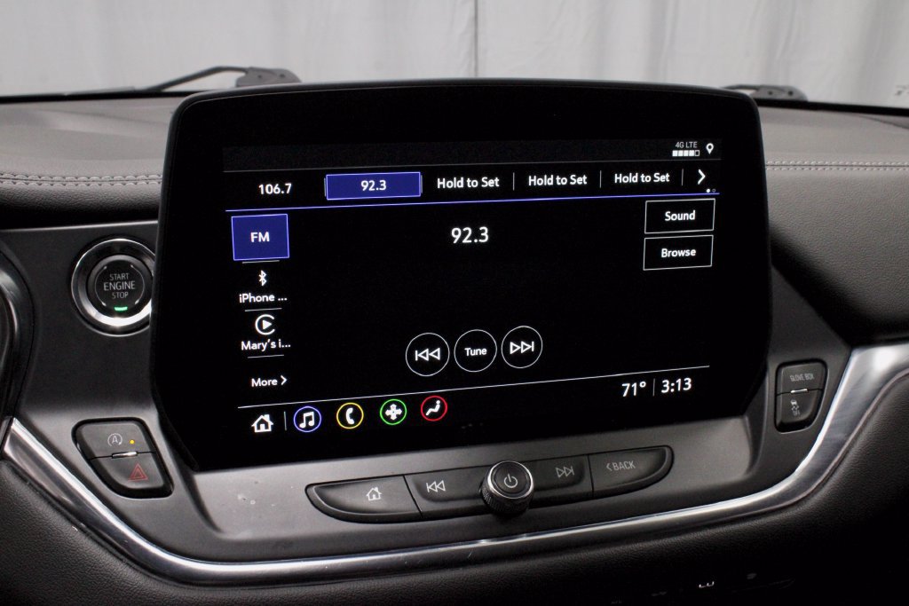 Used 2025 Chevrolet Blazer LT FWD image 3