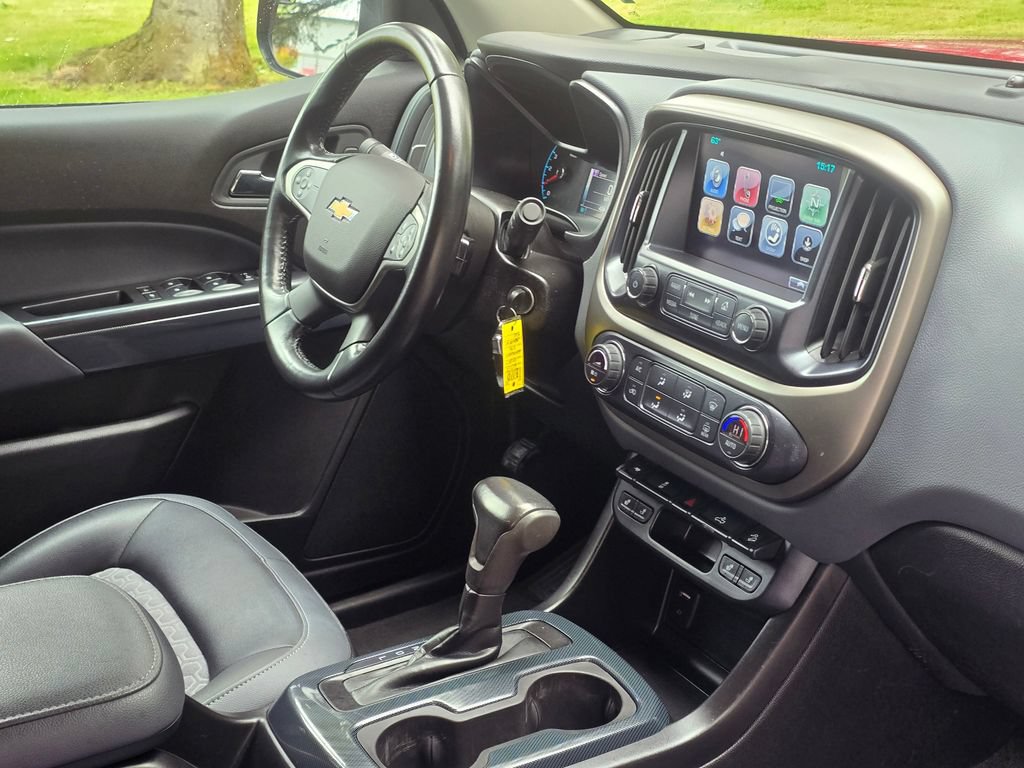 Used 2017 Chevrolet Colorado Z71 AWD/4WD image 18