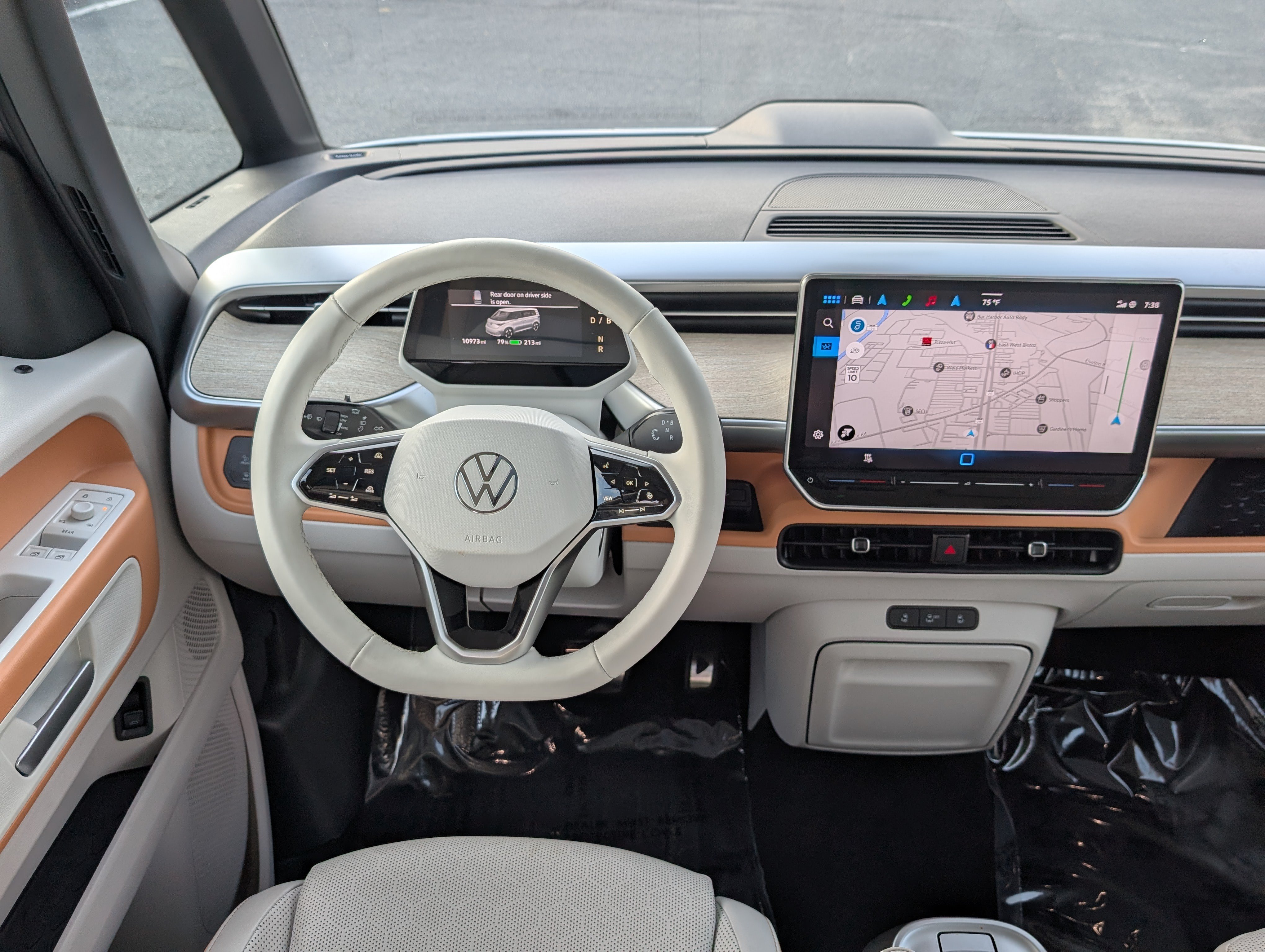 Used 2025 Volkswagen ID. Buzz 1st Edition AWD/4WD image 19