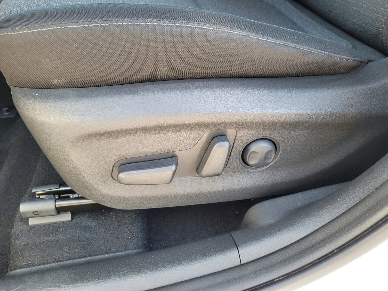 Used 2023 Hyundai Kona SEL image 11