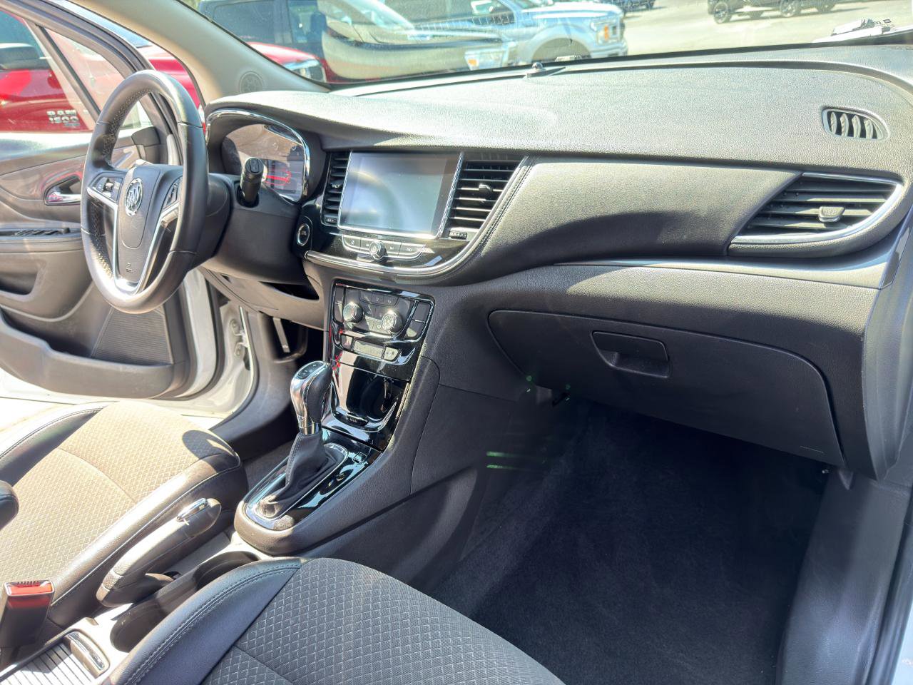 Used 2020 Buick Encore Preferred FWD image 24