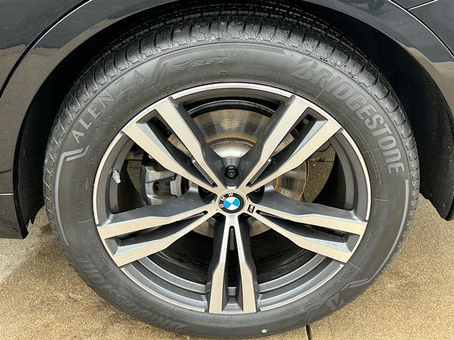 Certified 2022 BMW X7 xDrive40i w/ M Sport Package image 31