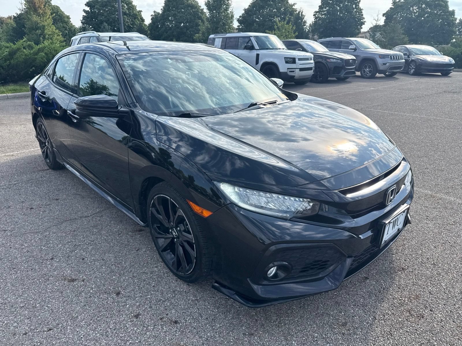 Used 2018 Honda Civic Sport Touring image 3