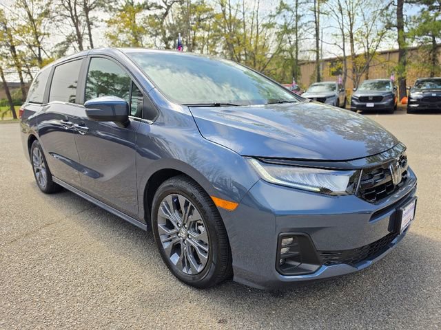 Used 2025 Honda Odyssey Touring image 7