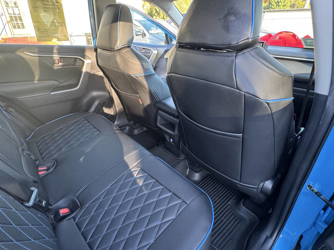 Used 2019 Toyota RAV4 LE image 26