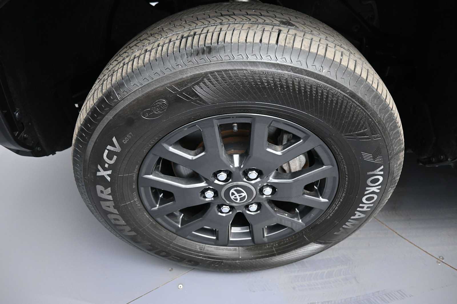 Certified 2025 Toyota 4Runner SR5 AWD/4WD image 13