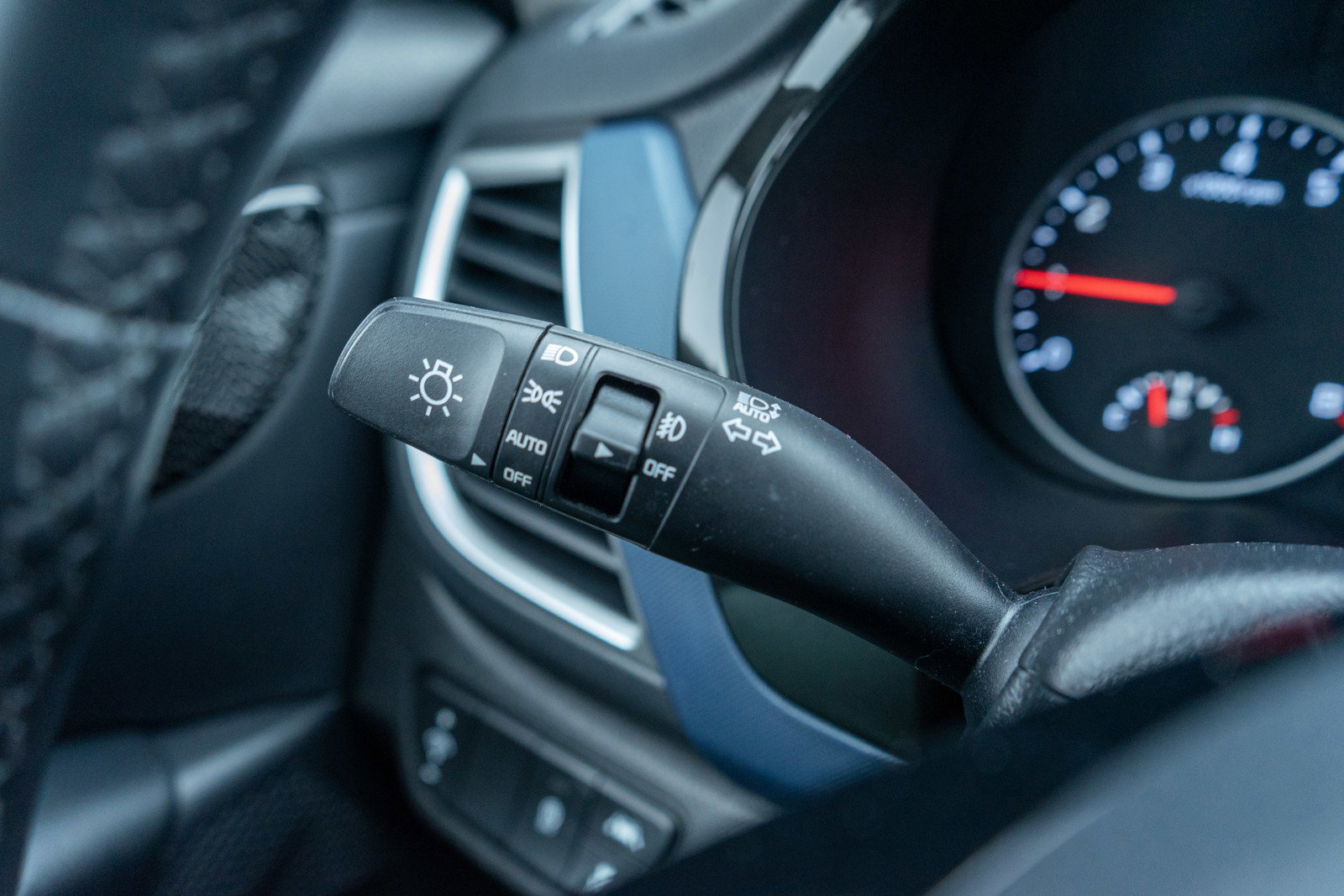 Used 2023 Kia Seltos S w/ Navigation Package image 25