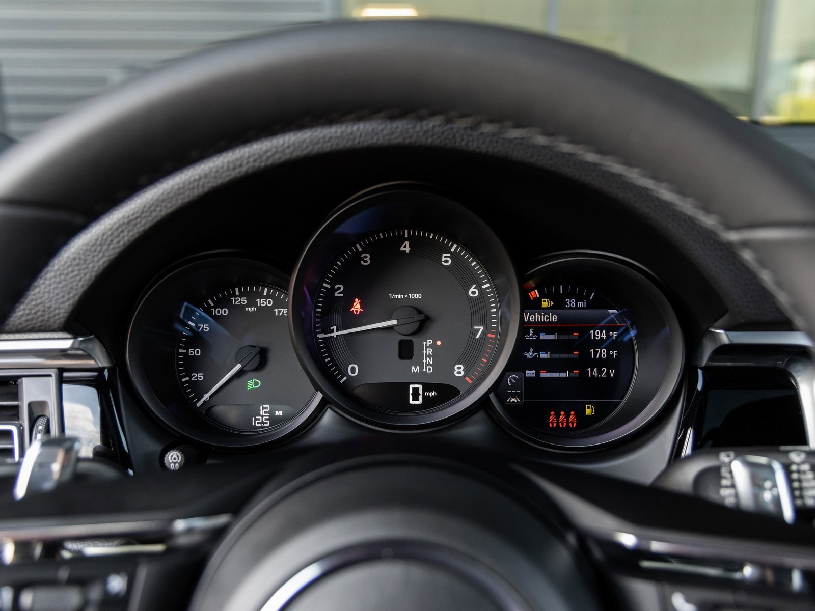 New 2026 Porsche Macan image 29