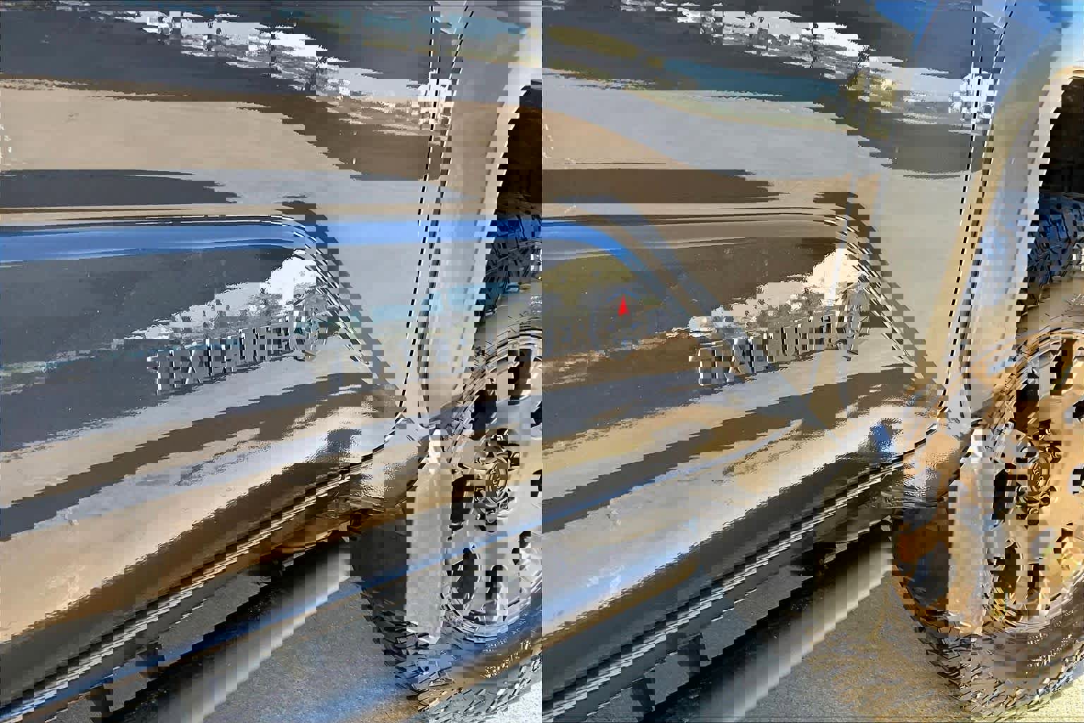 Used 2025 Toyota 4Runner Trailhunter image 10