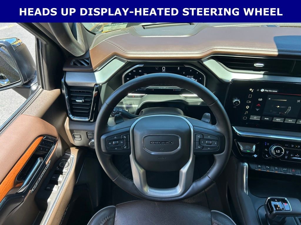 Used 2023 GMC Sierra 1500 Denali w/ Denali Reserve Package AWD/4WD image 18