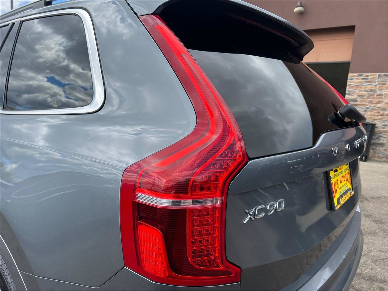 Used 2019 Volvo XC90 T5 Momentum AWD/4WD image 19