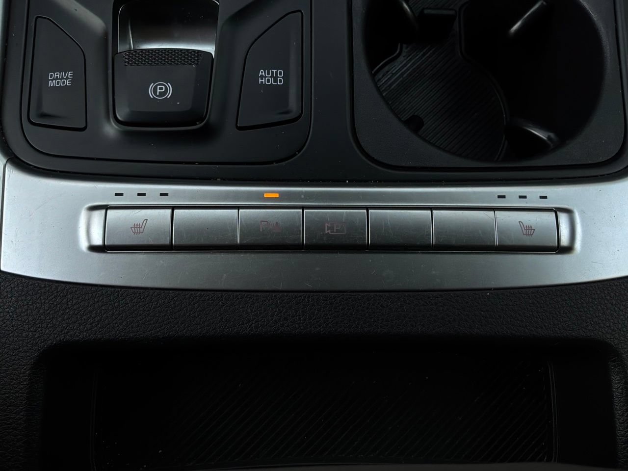 Used 2026 Kia Carnival FWD image 24