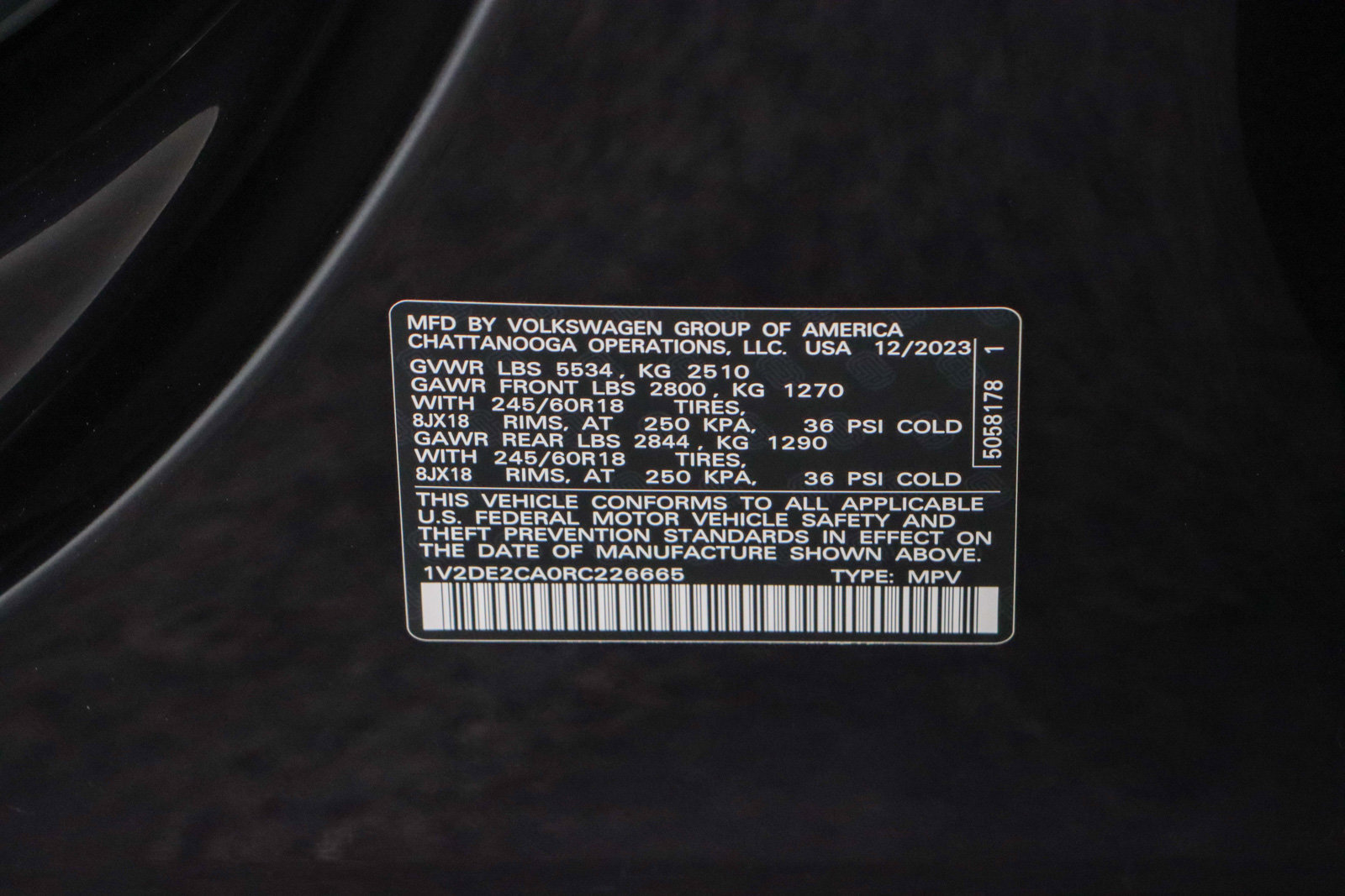 Used 2024 Volkswagen Atlas Cross Sport SE image 31
