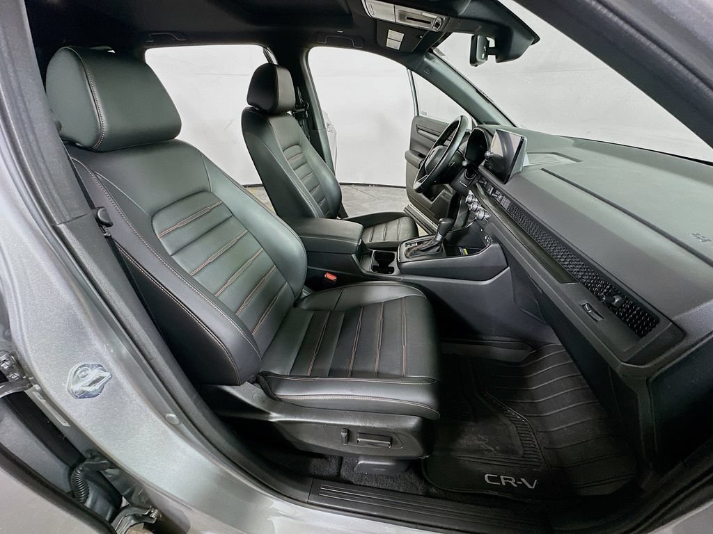 Used 2025 Honda CR-V Sport-L image 14