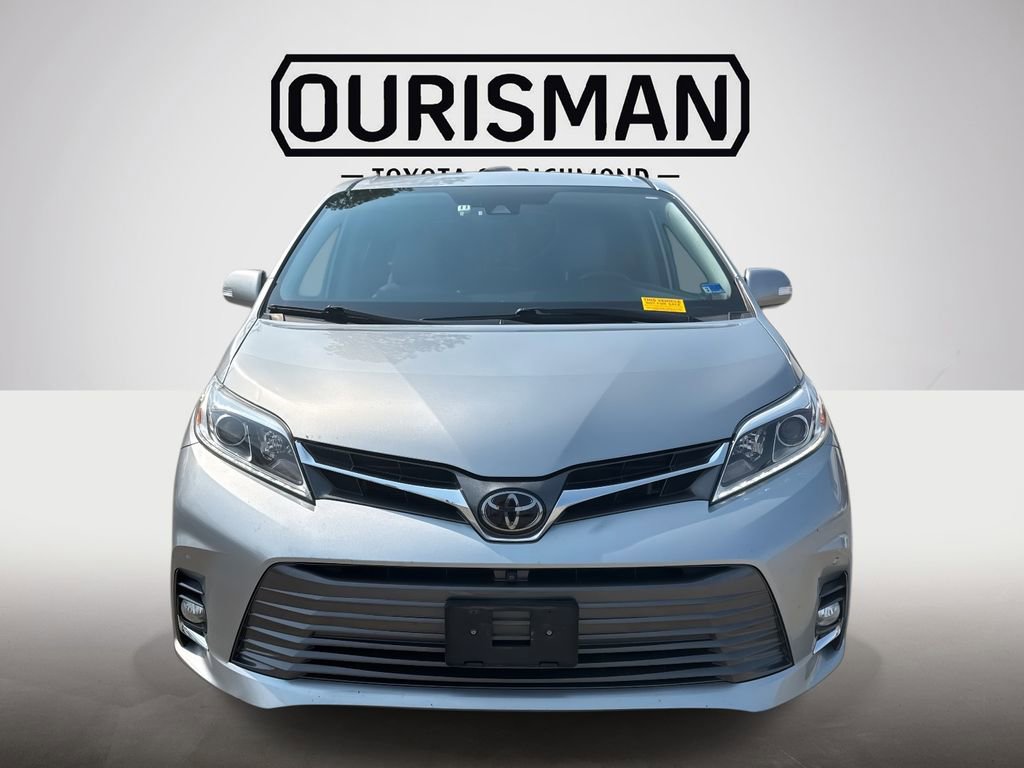 Certified 2019 Toyota Sienna Limited Premium image 2