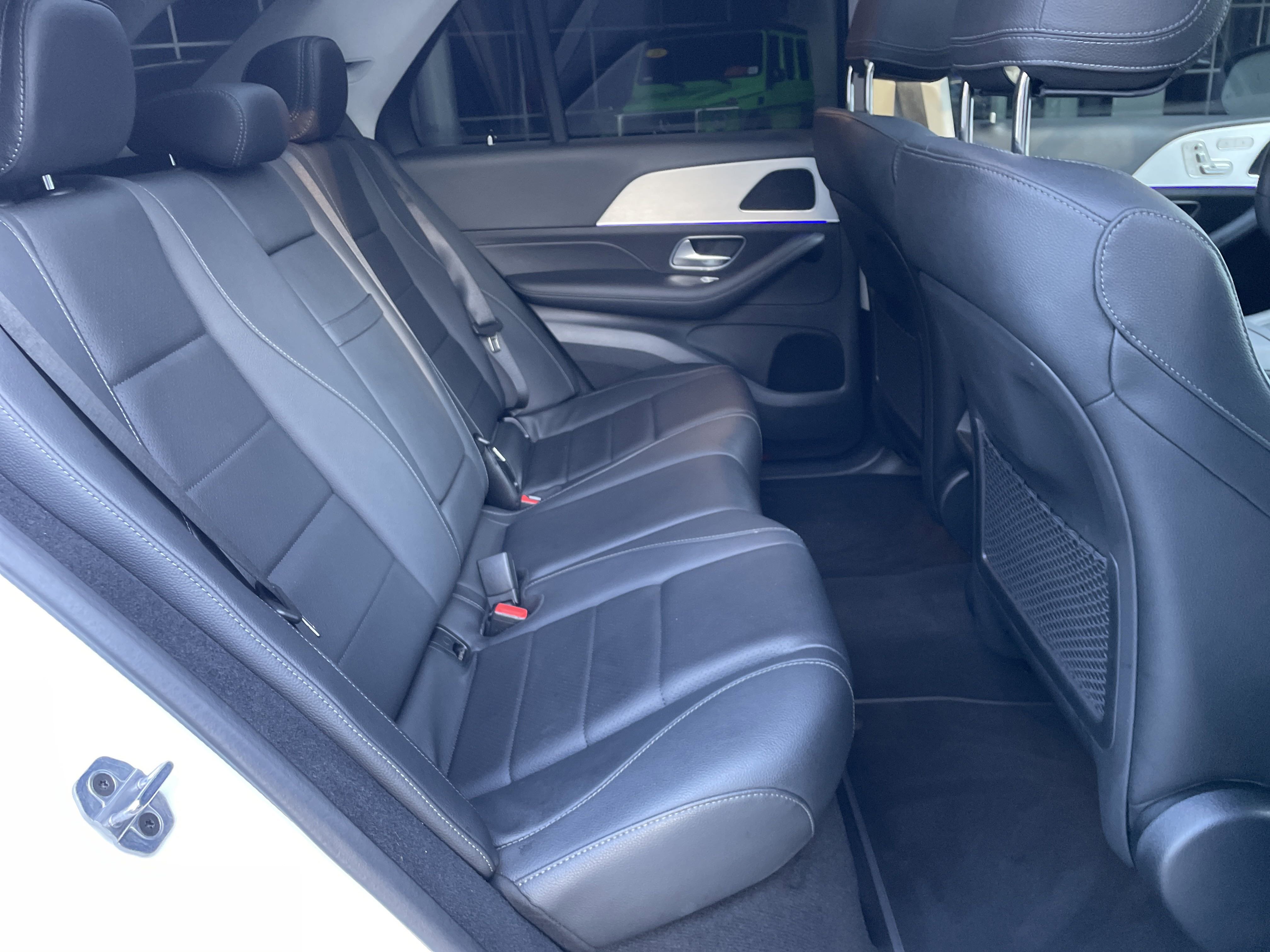 Used 2024 Mercedes-Benz GLE 350 4MATIC w/ AMG Line Exterior image 44