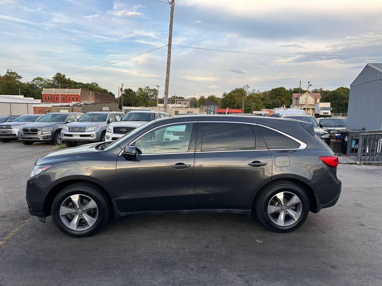 Used 2016 Acura MDX w/ AcuraWatch Plus Package FWD image 7