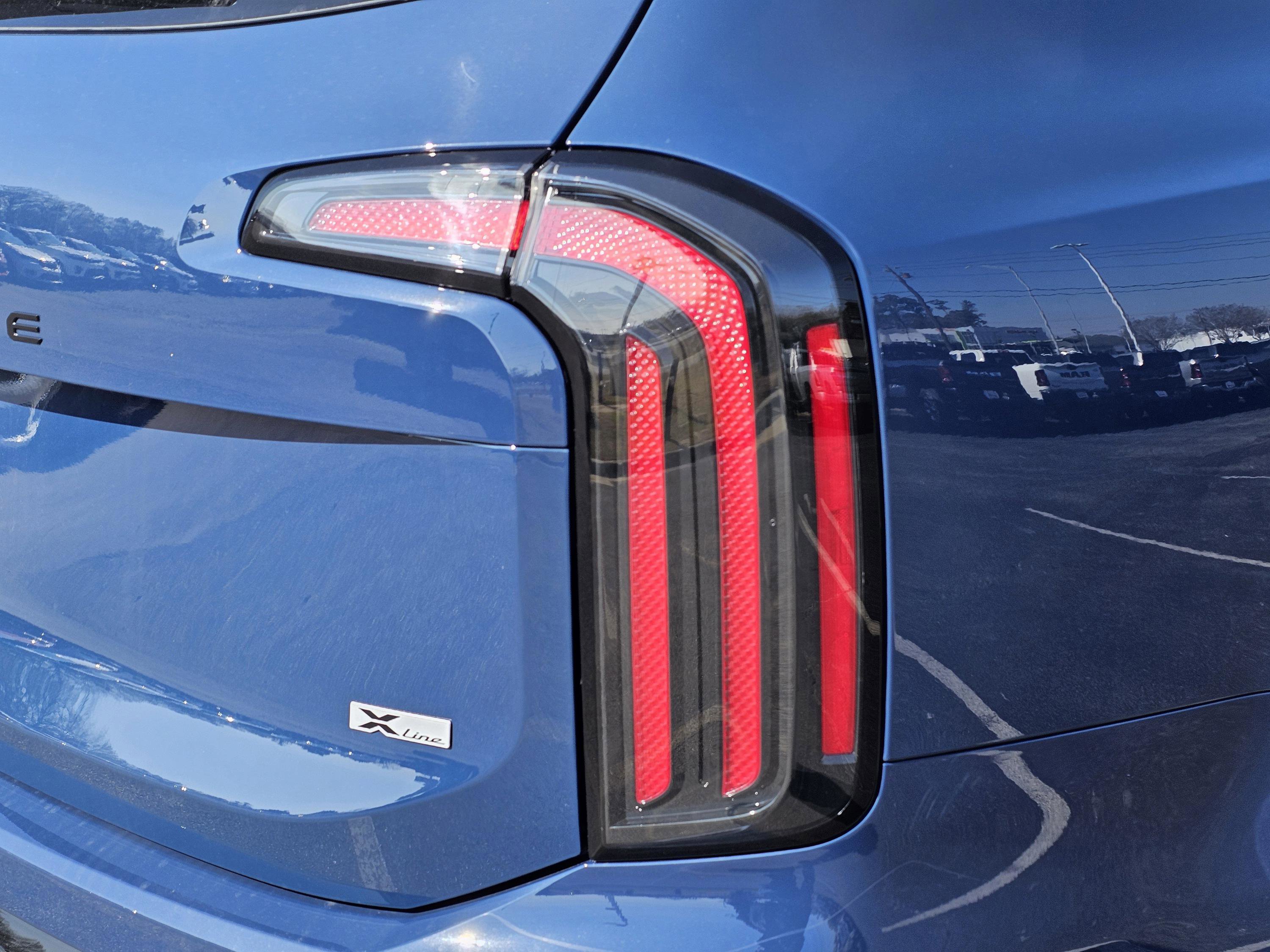 New 2025 Kia Telluride EX X-Line AWD/4WD image 9