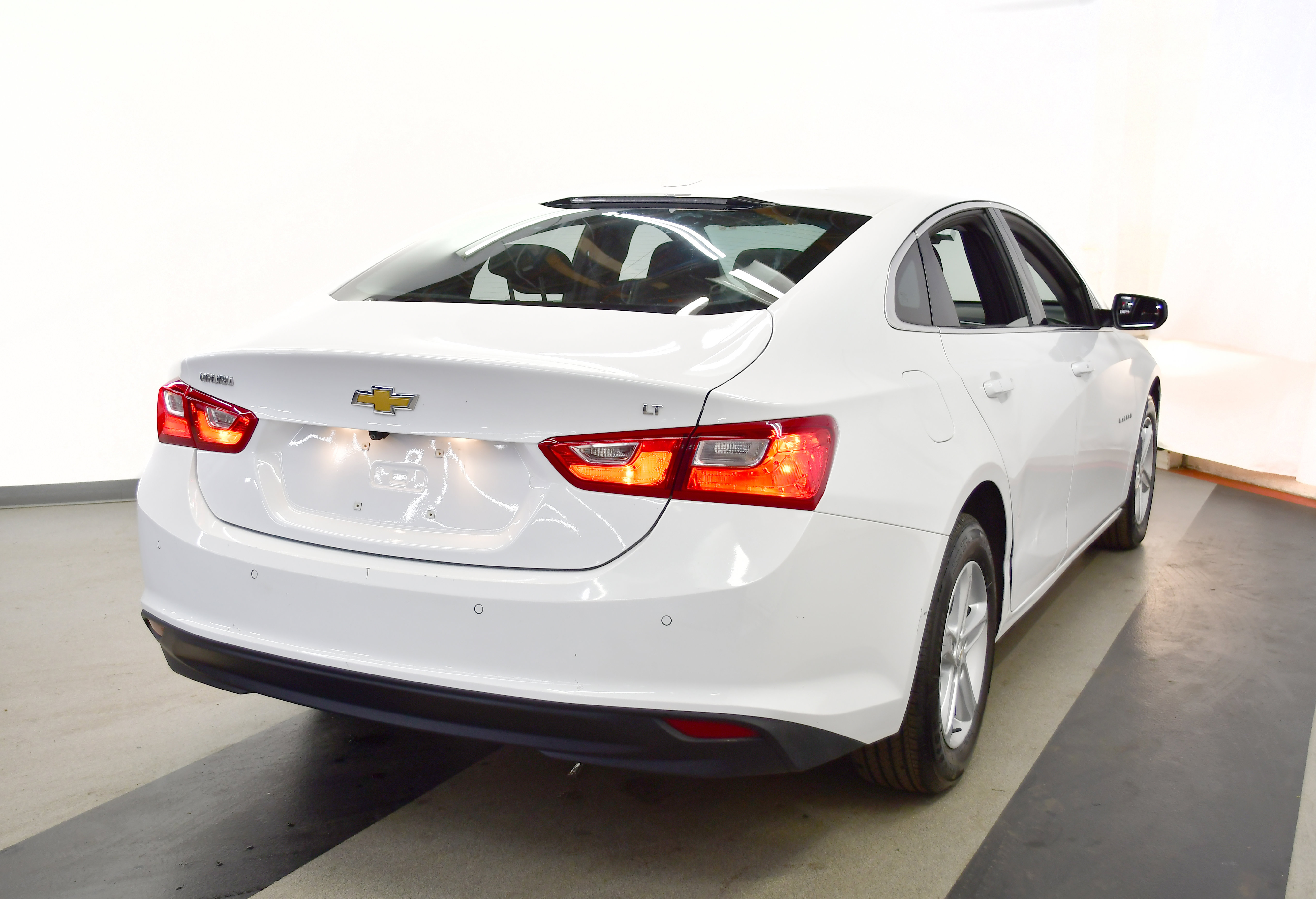 Used 2024 Chevrolet Malibu LT image 7