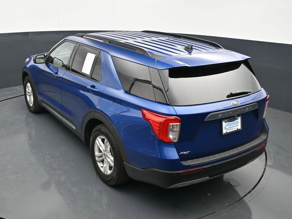 Used 2022 Ford Explorer XLT w/ Equipment Group 202A RWD image 38