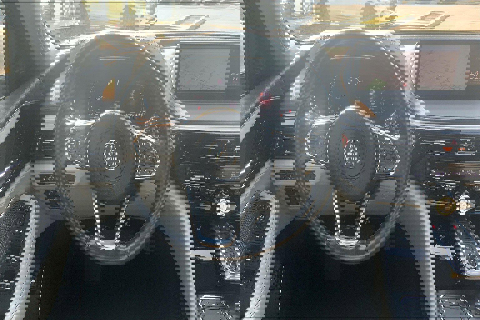 Used 2023 Acura MDX SH-AWD w/ Technology Package image 7