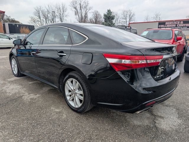 Used 2014 Toyota Avalon XLE image 4