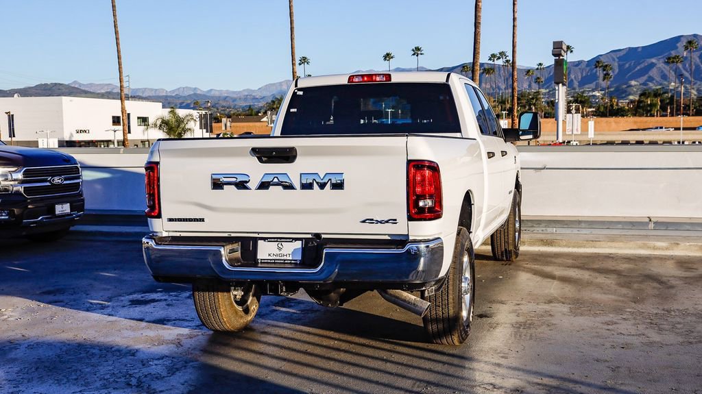 New 2026 RAM 3500 Big Horn AWD/4WD image 9