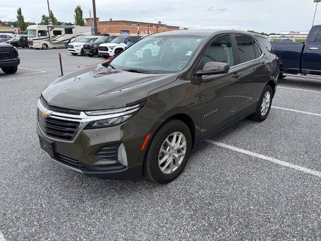 Used 2023 Chevrolet Equinox LT w/ LPO, Floor Liner Package FWD image 4