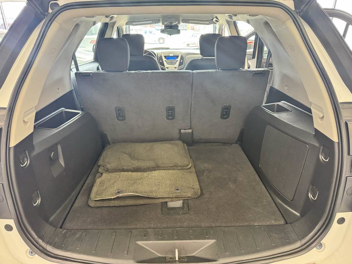 Used 2014 Chevrolet Equinox LS FWD image 18