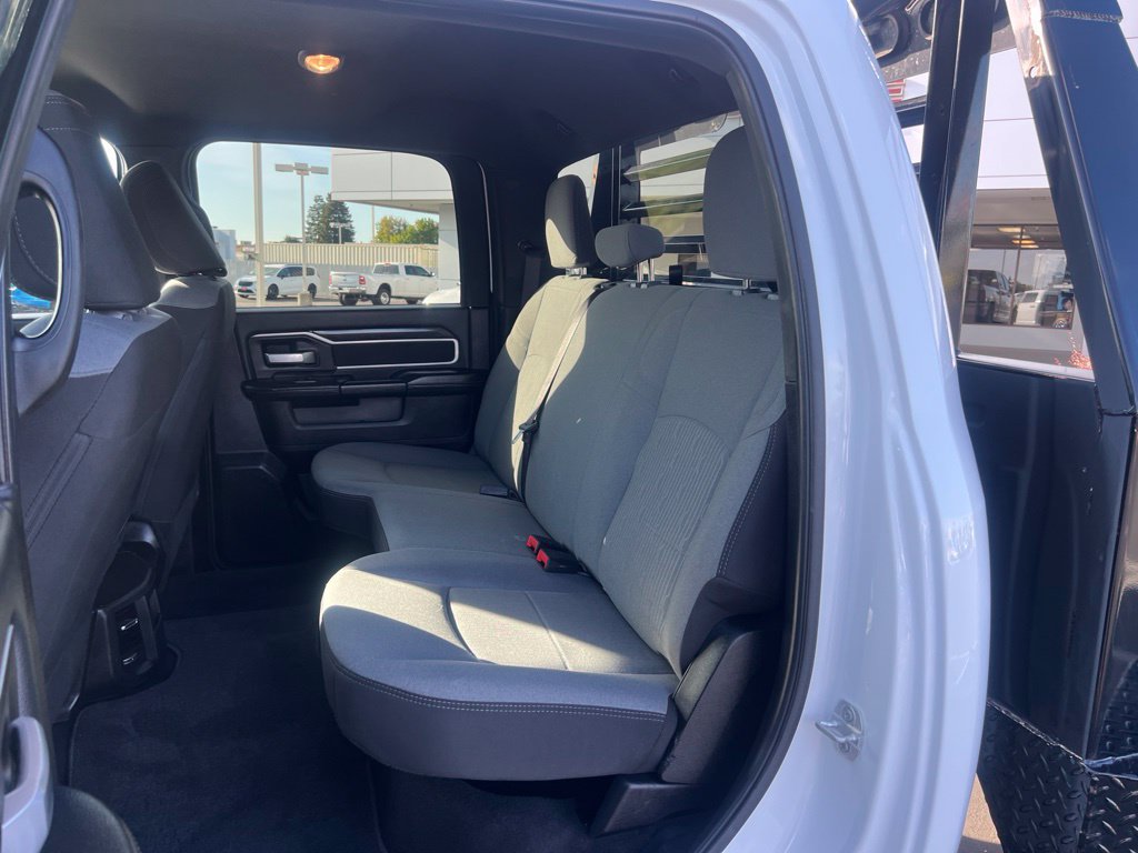 Used 2024 RAM 3500 SLT w/ Quick Order Package 2YG SLT AWD/4WD image 28