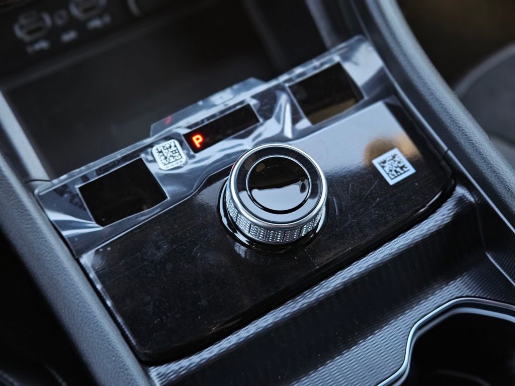 New 2025 Jeep Grand Cherokee Altitude image 23