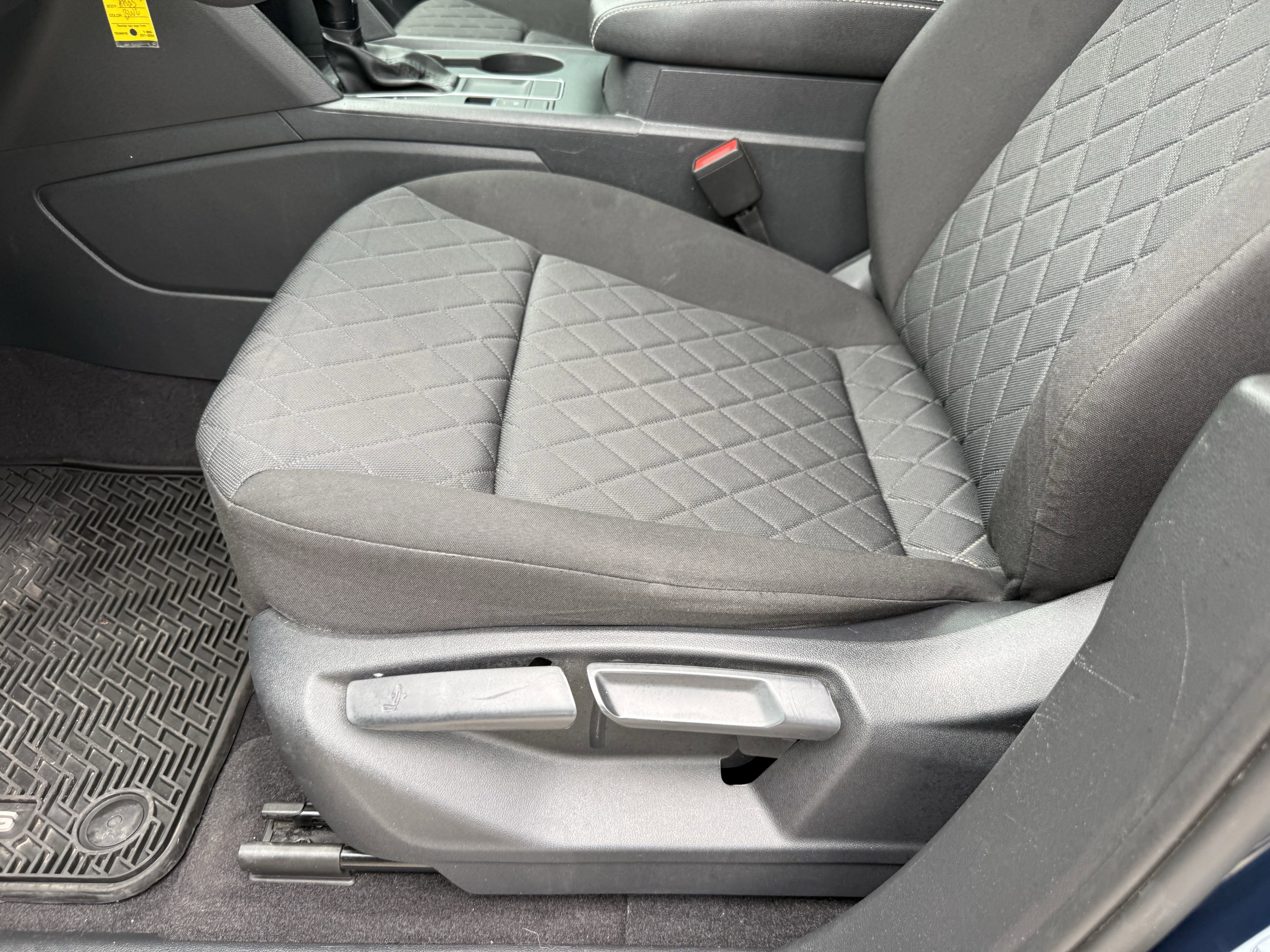 Used 2021 Volkswagen Atlas S FWD image 28