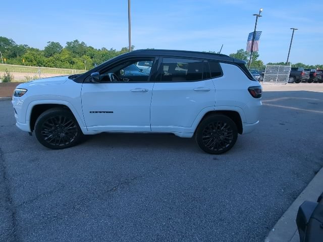 Certified 2022 Jeep Compass High Altitude AWD/4WD image 29