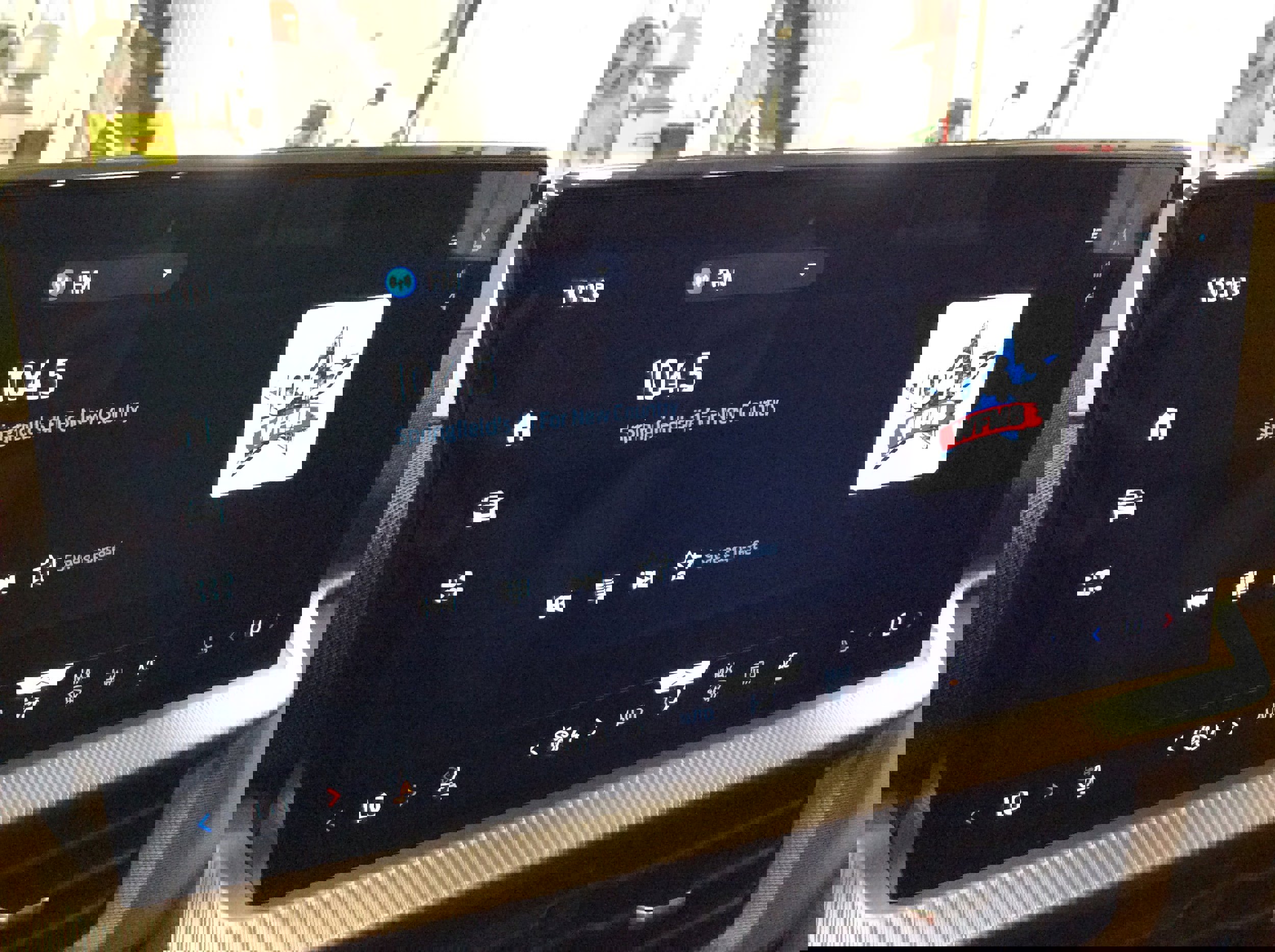 Used 2025 Ford Explorer ST-Line image 28