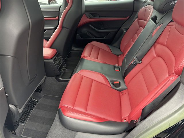 Used 2023 Porsche Taycan image 19