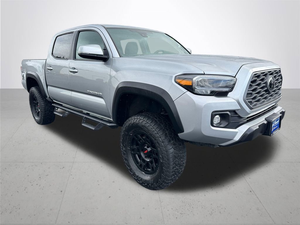 Used 2023 Toyota Tacoma TRD Off-Road w/ Technology Package image 5